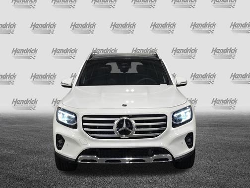 Polar White 2026 Mercedes-Benz GLB 250 4MATIC