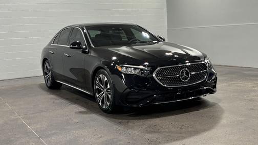 Obsidian Black Metallic 2026 Mercedes-Benz E-Class E 350