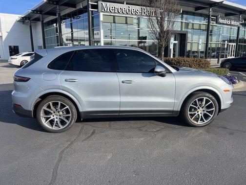 2020 Porsche Cayenne Cayenne
