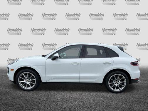 2018 Porsche Macan Base