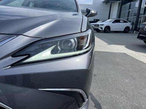 2019 Lexus ES 350 Base