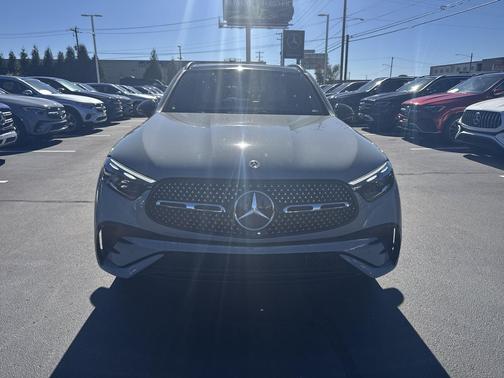 MANUFAKTUR Alpine Grey 2027 Mercedes-Benz GLC 300 4MATIC