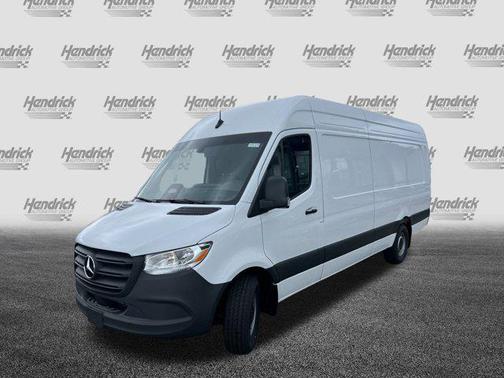 2025 Mercedes-Benz Sprinter 2500 High Roof