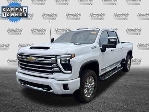 Summit White 2024 Chevrolet Silverado 2500 High Country