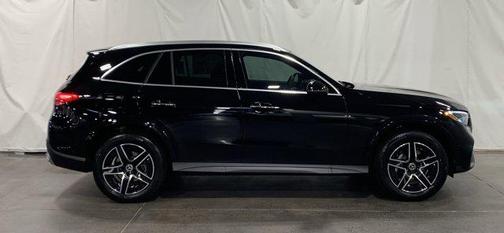 2026 Mercedes-Benz GLC 300 Base