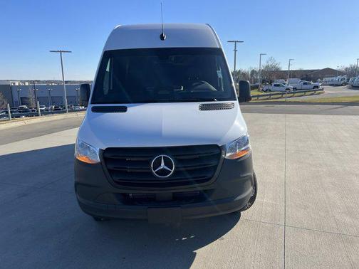 2025 Mercedes-Benz Sprinter 2500 High Roof