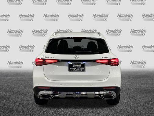 2026 Mercedes-Benz GLC 300 4MATIC