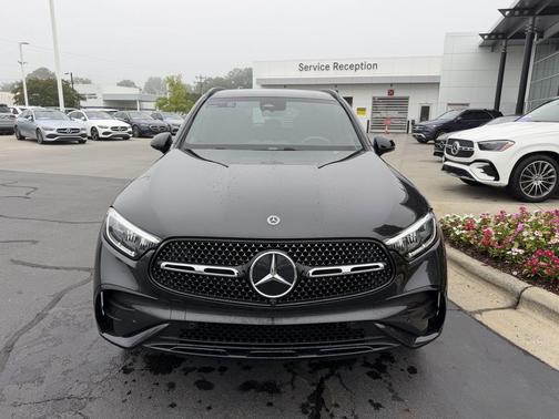 Graphite Grey Metallic 2025 Mercedes-Benz GLC 300 Base