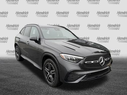 Graphite Grey Metallic 2025 Mercedes-Benz GLC 300 Base
