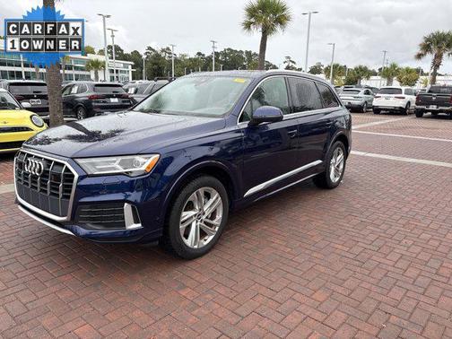 2021 Audi Q7 45 Premium Plus