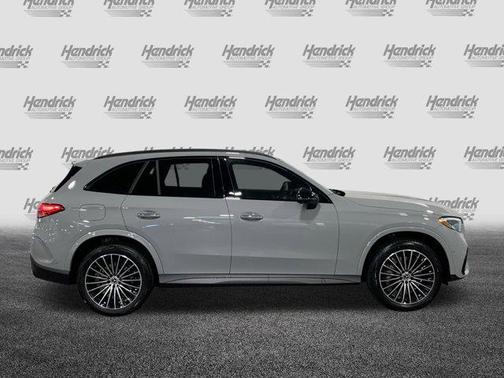 2026 Mercedes-Benz GLC 300 4MATIC