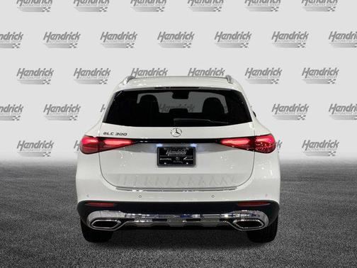 2026 Mercedes-Benz GLC 300 Base