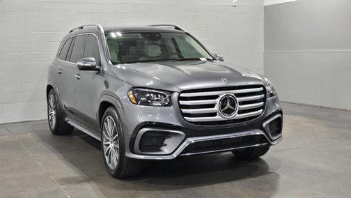 2026 Mercedes-Benz GLS 450 4MATIC
