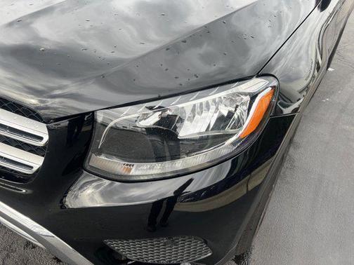 2017 Mercedes-Benz GLC 300 Base