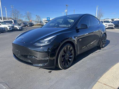 2023 Tesla Model Y Performance