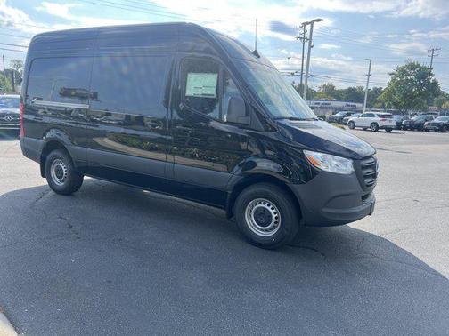 2025 Mercedes-Benz Sprinter 2500 Standard Roof