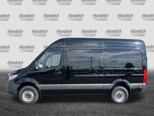 2025 Mercedes-Benz Sprinter 2500 Standard Roof