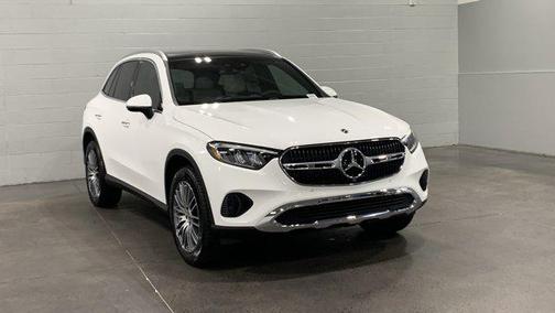 2026 Mercedes-Benz GLC 300 Base