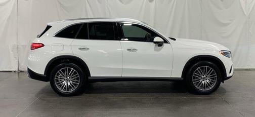 2026 Mercedes-Benz GLC 300 Base