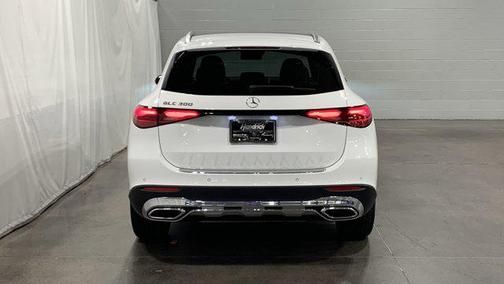 2026 Mercedes-Benz GLC 300 Base