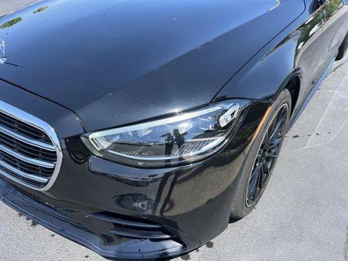 Obsidian Black 2022 Mercedes-Benz S-Class S 500