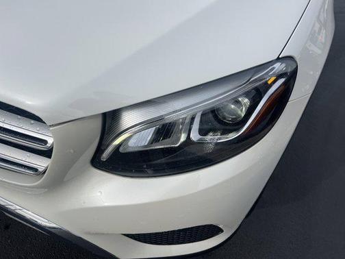 2017 Mercedes-Benz GLC 300 4MATIC