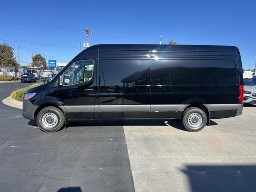 2025 Mercedes-Benz Sprinter 2500 High Roof