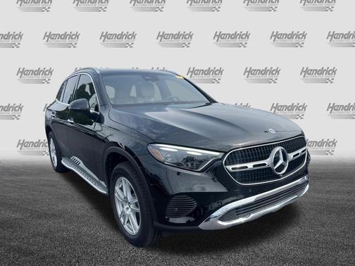Black 2024 Mercedes-Benz GLC 300 Base