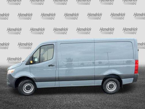 2025 Mercedes-Benz Sprinter 2500 Standard Roof
