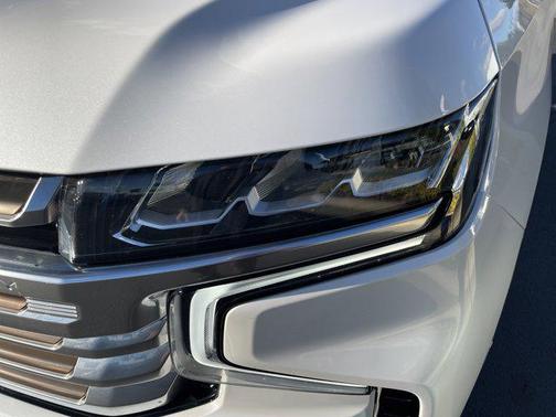 2021 Chevrolet Suburban High Country