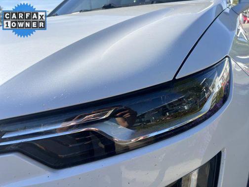 Crystal White Tricoat 2022 Cadillac XT6 Sport AWD