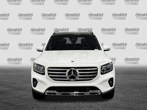 Polar White 2026 Mercedes-Benz GLB 250 4MATIC