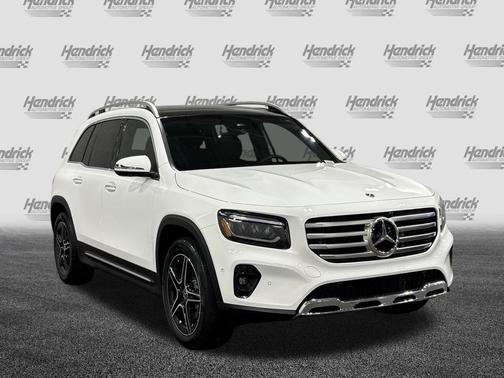 Polar White 2026 Mercedes-Benz GLB 250 4MATIC