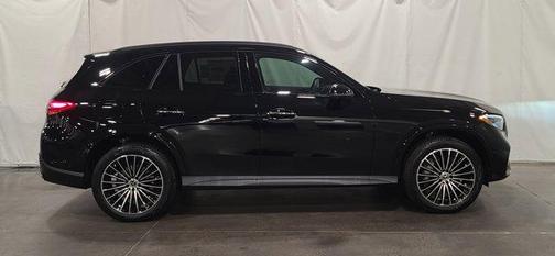 2026 Mercedes-Benz GLC 300 Base