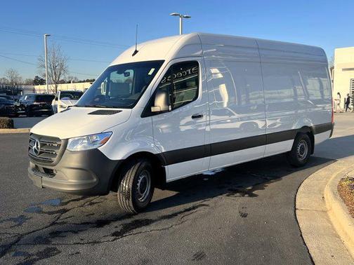 2025 Mercedes-Benz Sprinter 2500 High Roof