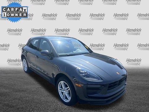 2023 Porsche Macan Base