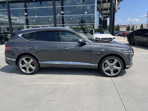 2022 Genesis GV80 2.5T