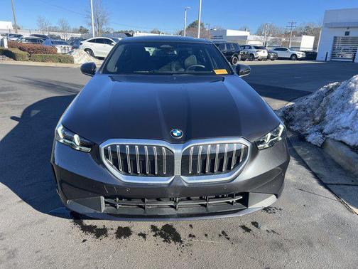 2024 BMW 530 530i xDrive