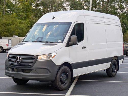 2025 Mercedes-Benz Sprinter 2500 Standard Roof