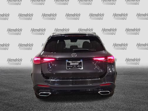 Graphite Grey Metallic 2026 Mercedes-Benz GLC 300 Base
