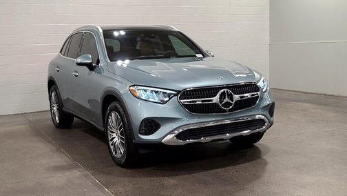 2026 Mercedes-Benz GLC 300 4MATIC