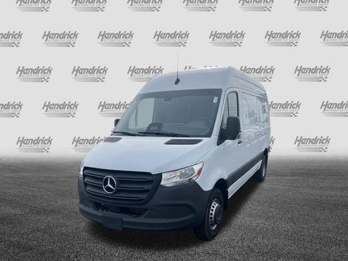 Arctic White 2025 Mercedes-Benz Sprinter 3500XD Standard Roof