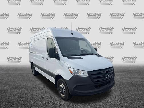 Arctic White 2025 Mercedes-Benz Sprinter 3500XD Standard Roof