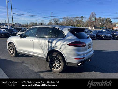 2018 Porsche Cayenne Platinum Edition