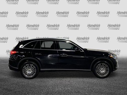 2026 Mercedes-Benz GLC 300 Base