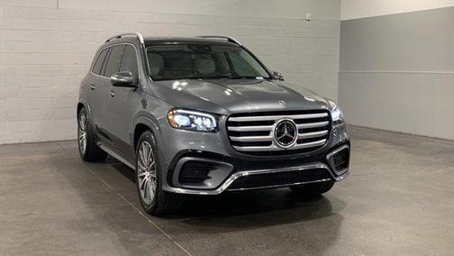 2026 Mercedes-Benz GLS 450 4MATIC