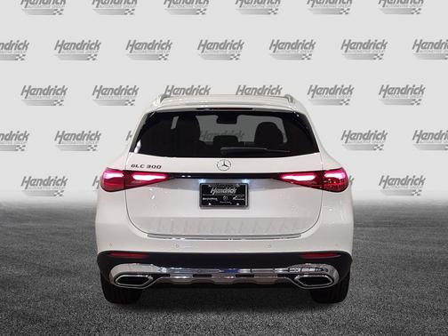 Polar White 2026 Mercedes-Benz GLC 300 Base