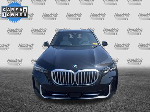 Black Sapphire Metallic 2025 BMW X5 sDrive40i