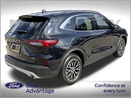 2025 Ford Escape PHEV SE