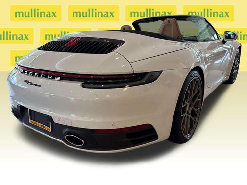 Carrara White Metallic 2020 Porsche 911 Carrera